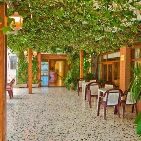 Hotel San Luis